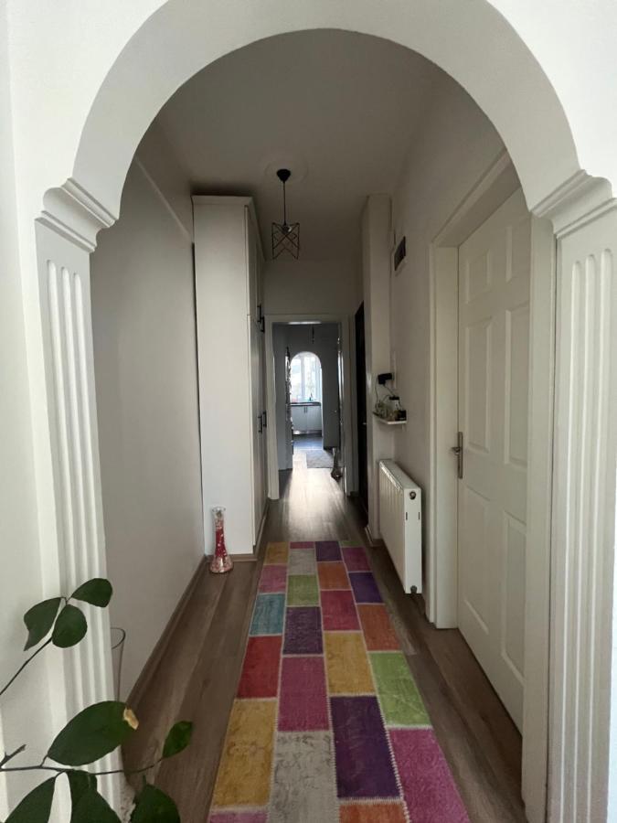 Centrally Located, 2+1 House In Taksim, Cihangir Istanbul Exterior photo