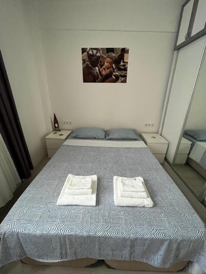 Centrally Located, 2+1 House In Taksim, Cihangir Istanbul Exterior photo