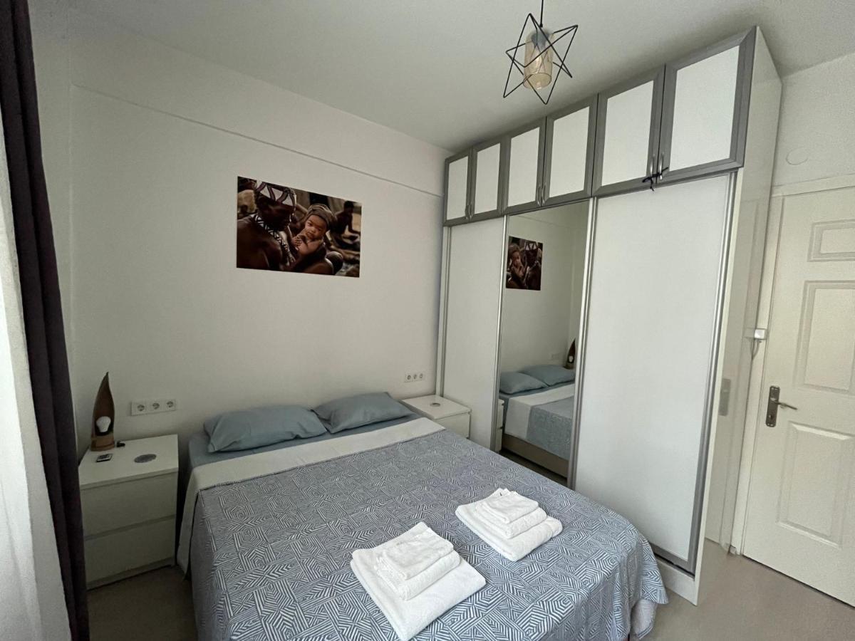 Centrally Located, 2+1 House In Taksim, Cihangir Istanbul Exterior photo